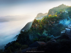 《再续，齐云山》