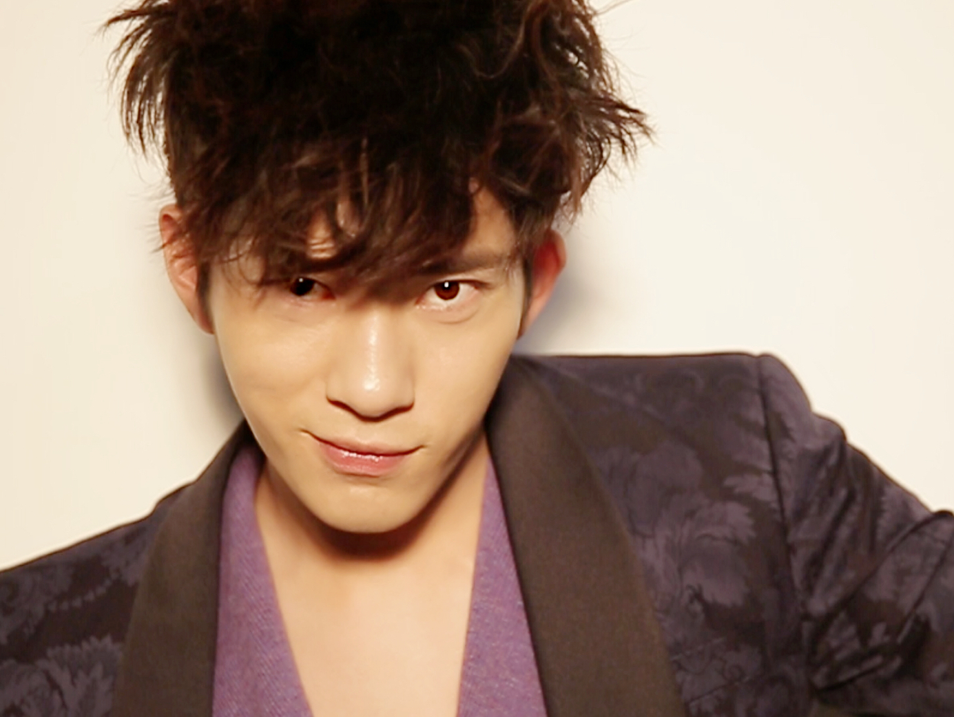 [Flash studio作品] 封面人物——井柏然