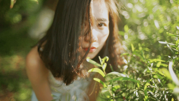 喜欢初夏透着光的树林（图ZNDk1Njc5ODA=） - 人像摄影 - 站酷设计师洗衣机它转疯了原创素材 - 站酷ZCOOL