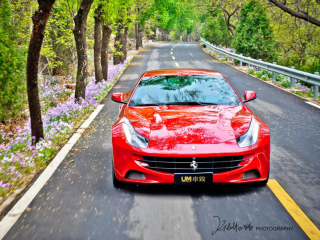 Ferrari FF