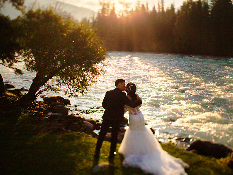 卜马婚纱｜肖远镇&吴安琪摄于新疆