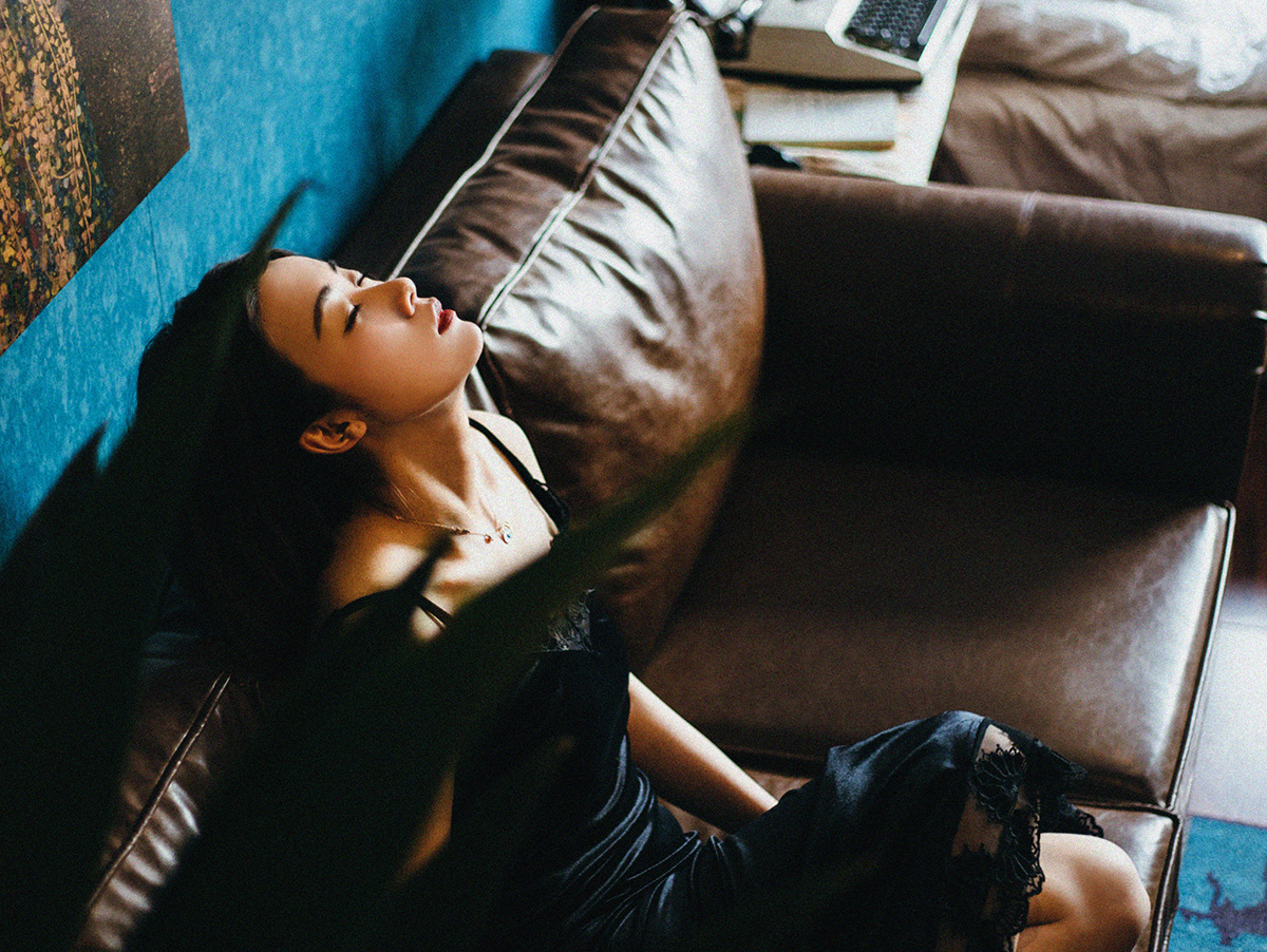 你的某些快乐 在没有我的时刻。