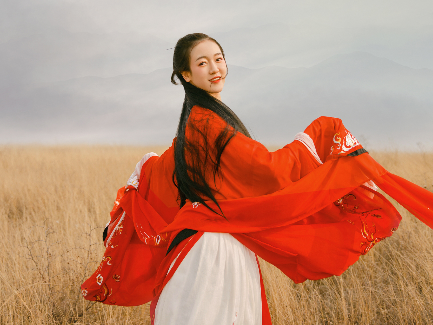 一袭红衣 悦赏流年