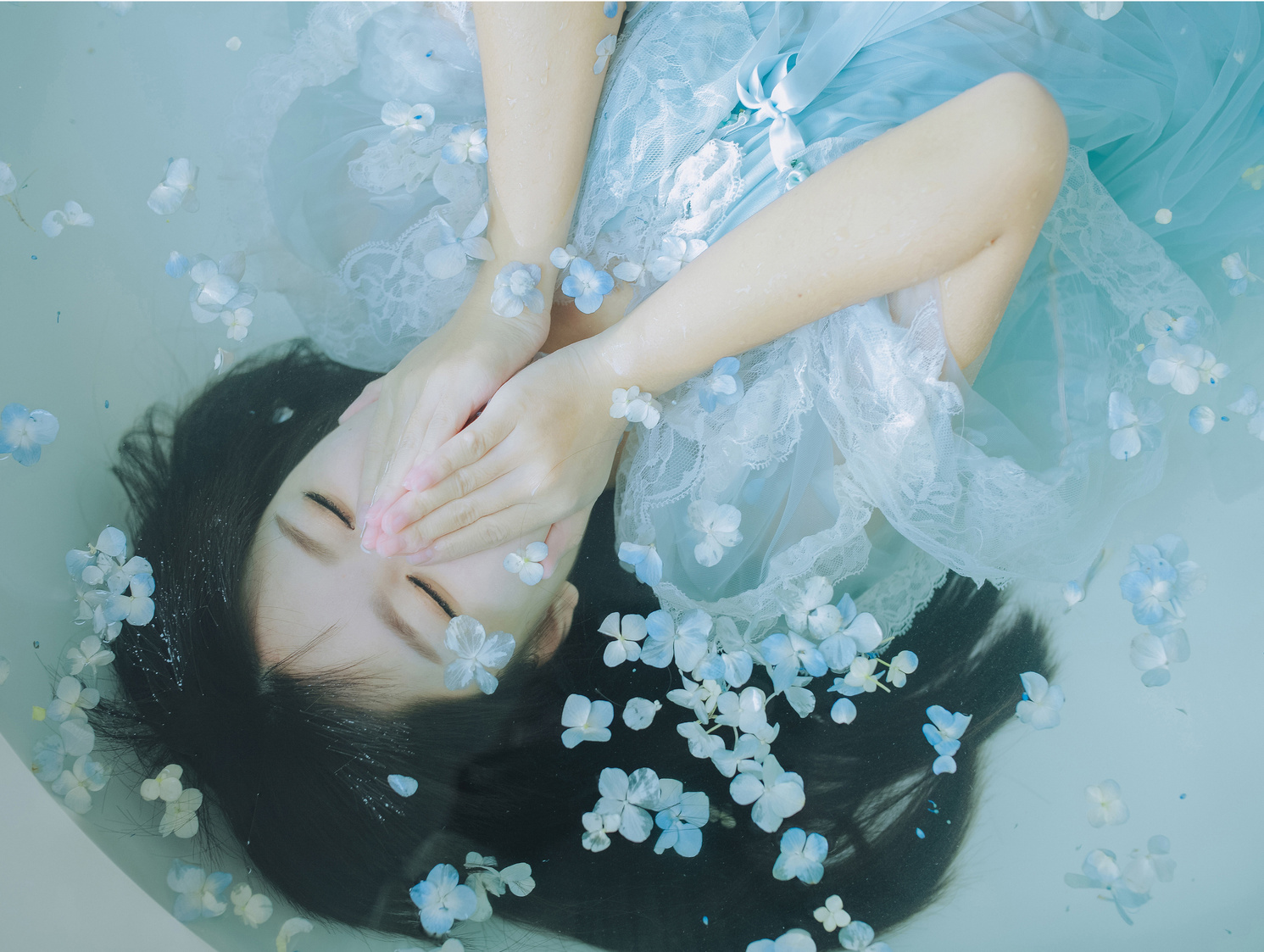 「小時候的夢還沒找到答案」 