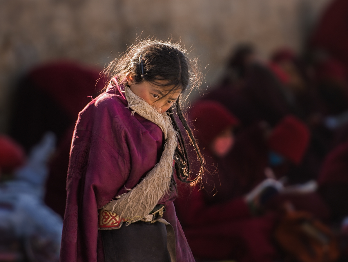 人像---《亚青小觉姆》---3群---徒步心灵